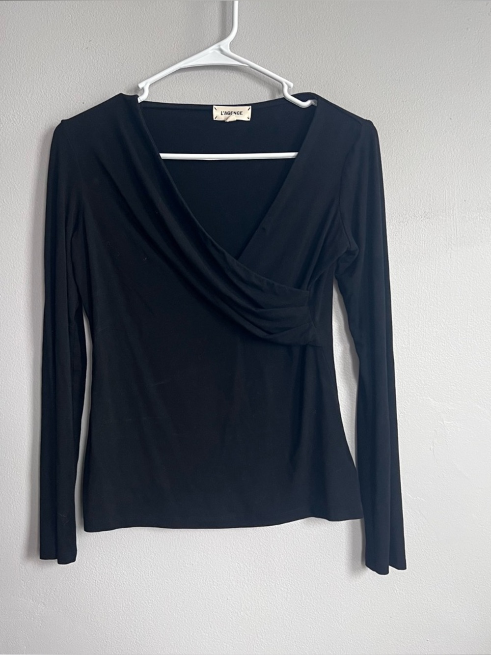 L'AGENCE Asymmetric Neckline Black Long Sleeve Top Small Minimalist‎ Draped Wrap